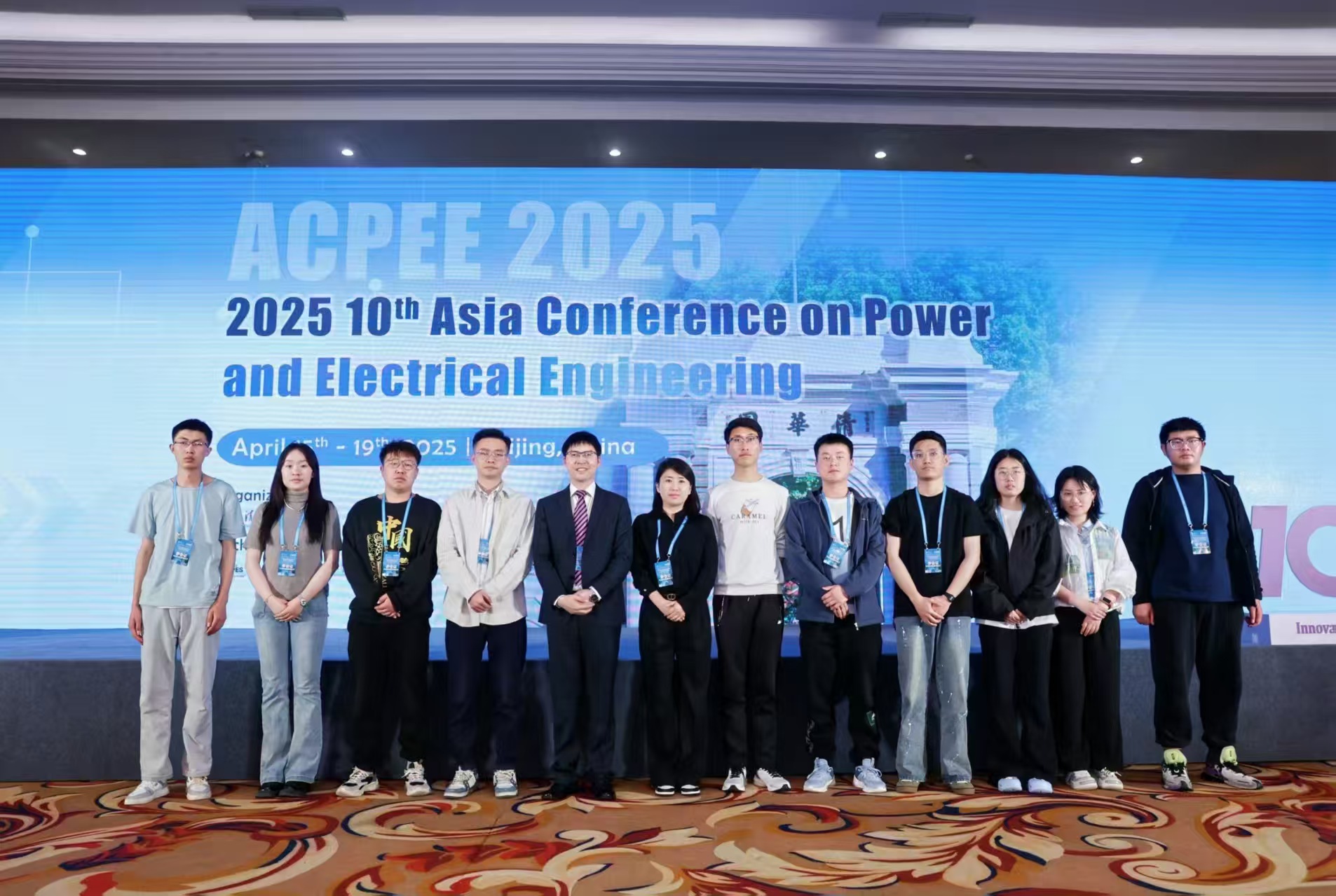 f8745ea022f44c17ae9cf0021f61c115.jpg
